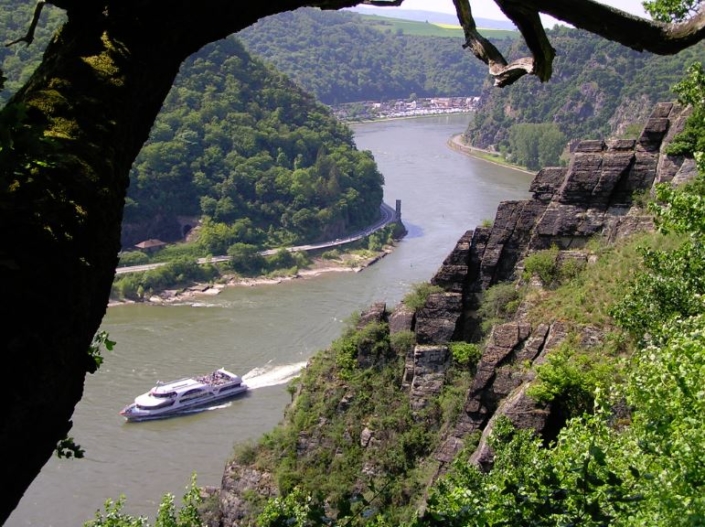 Blick vom Spitznack zur Loreley