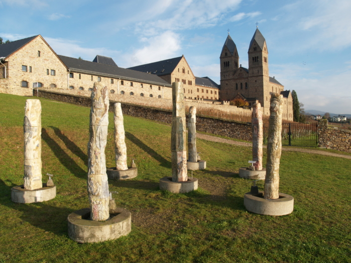 Abtei St. Hildegard, Skulpturenwiese